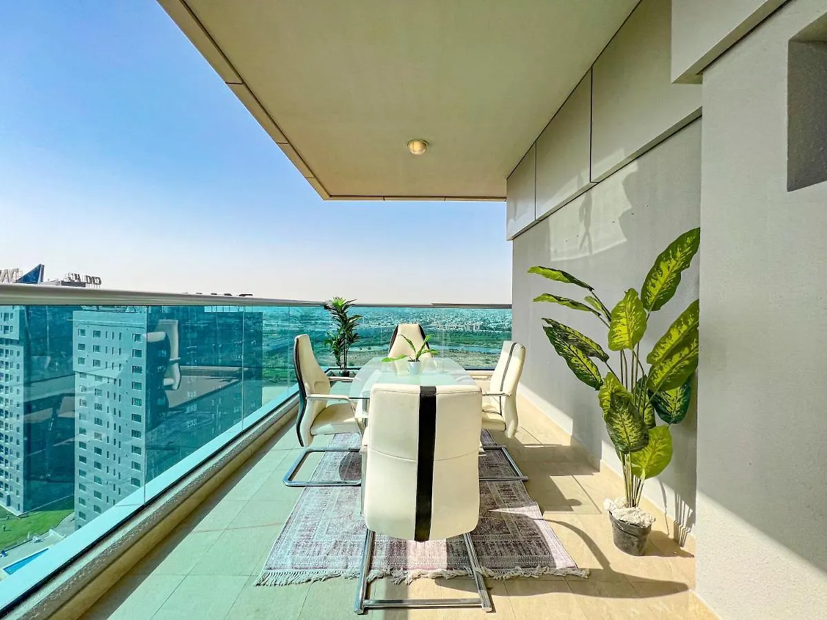 2 Bedroom Burj Khalifa View Apartment With Large Private Terrace Dubai 0*,
